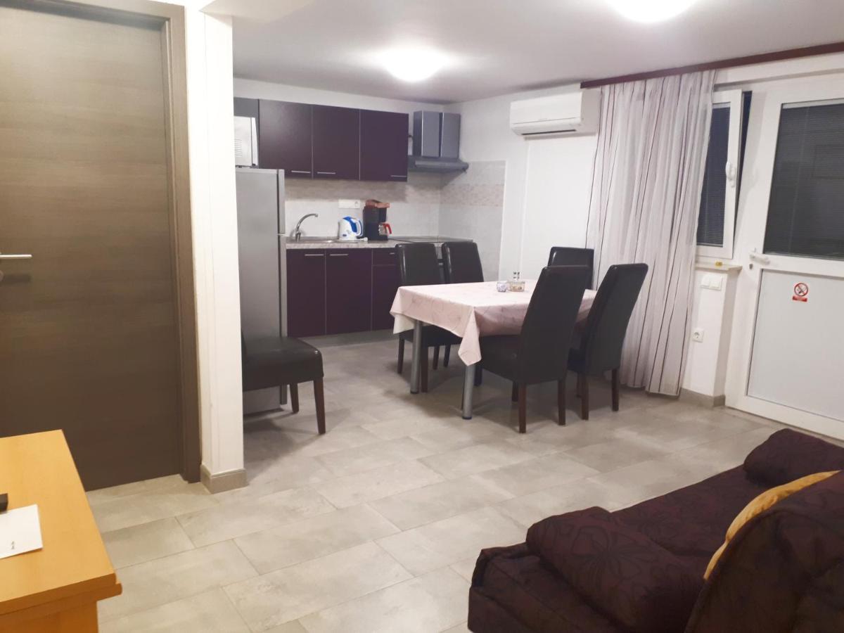 Blue Sky Residence 马林斯卡 外观 照片